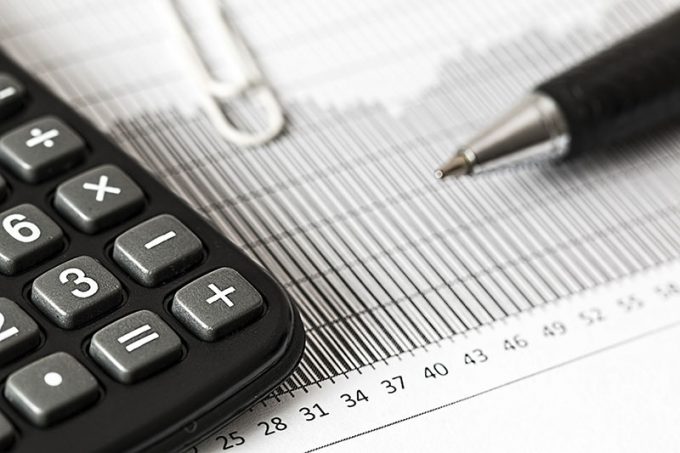calculator-1680905_1920 sales tax rebate for children
