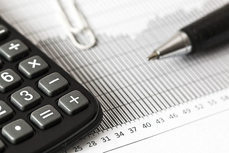 calculator-1680905_1920 sales tax rebate for children